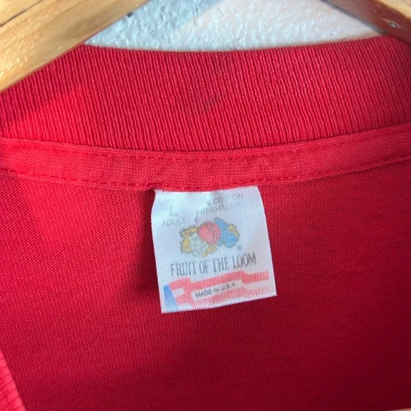 Vintage 1994 Arizona Wildcats Basketball Red T-Shirt Size L - Picture 5 of 5